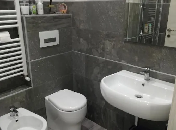 Casa Frejus . Comodo Al Centro E Al Politecnico Bus 33 E 42 * Turín